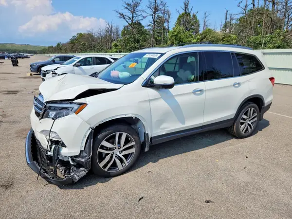 5FNYF6H05JB014133 2018 HONDA PILOT - Image 1