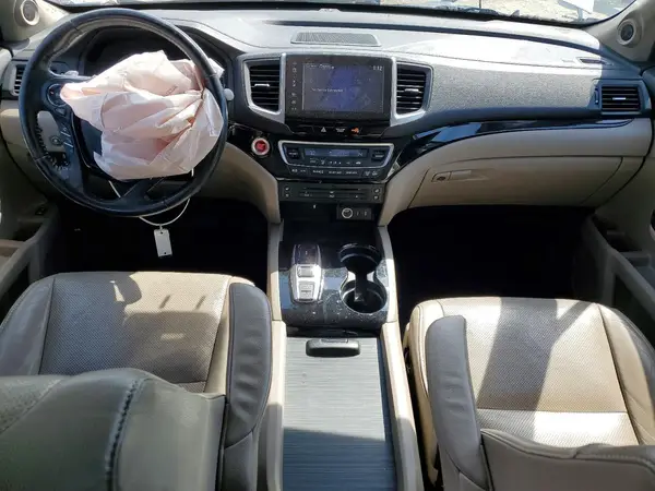 5FNYF6H05JB019834 2018 HONDA PILOT - Image 8