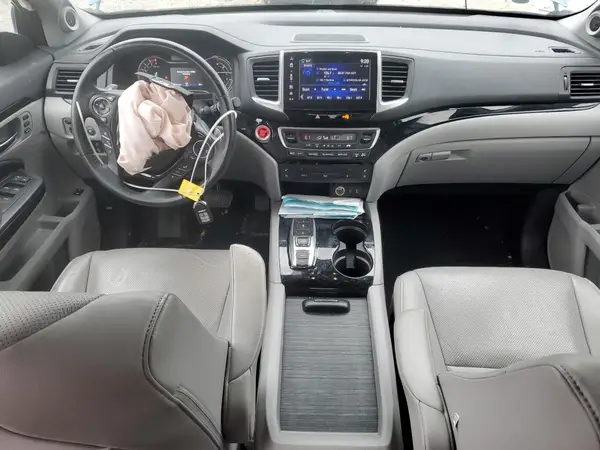 5FNYF6H05JB021826 2018 HONDA PILOT - Image 8