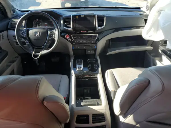 5FNYF6H05JB023270 2018 HONDA PILOT - Image 8