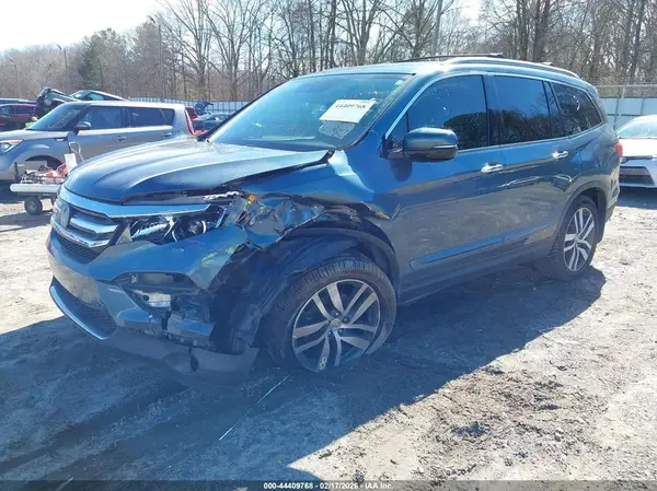 5FNYF6H05JB032616 2018 HONDA PILOT - Image 2