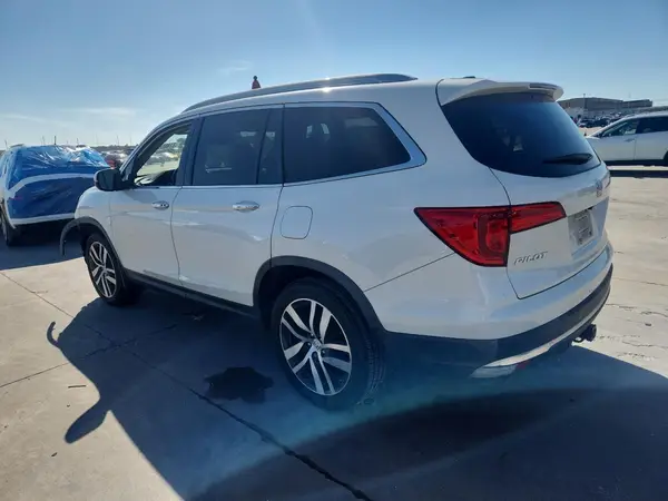 5FNYF6H05JB043261 2018 HONDA PILOT - Image 2