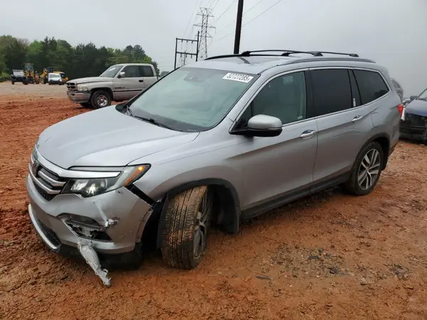 5FNYF6H05JB045706 2018 HONDA PILOT - Image 1