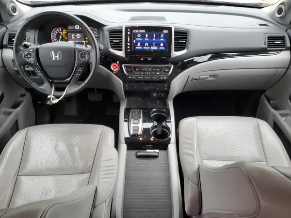 5FNYF6H05JB045706 2018 HONDA PILOT - Image 8