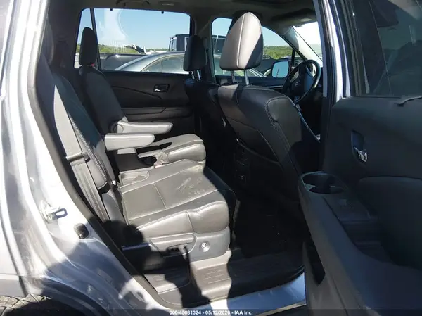 5FNYF6H05KB003117 2019 HONDA PILOT - Image 8