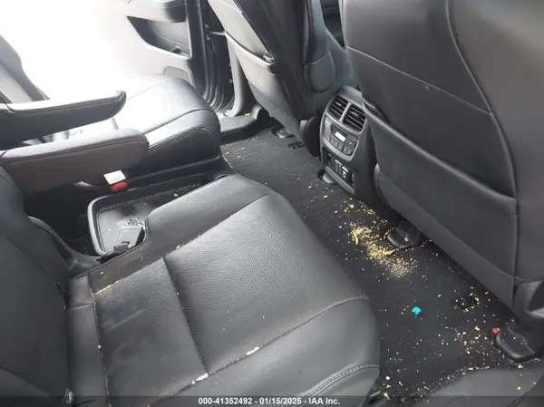 5FNYF6H05KB013551 2019 HONDA PILOT - Image 8