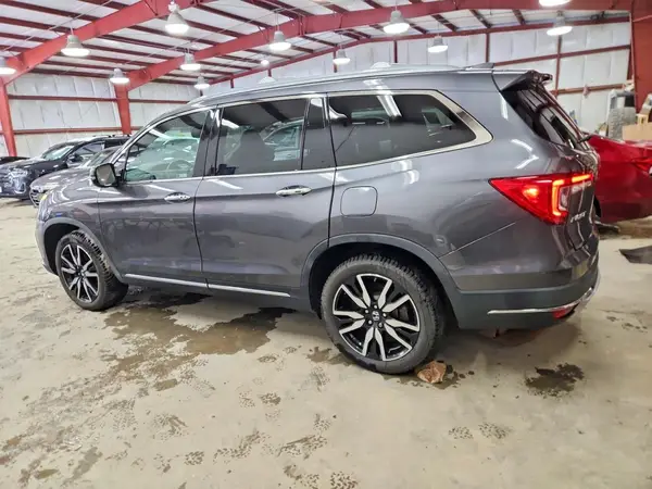 5FNYF6H05KB013601 2019 HONDA PILOT - Image 2