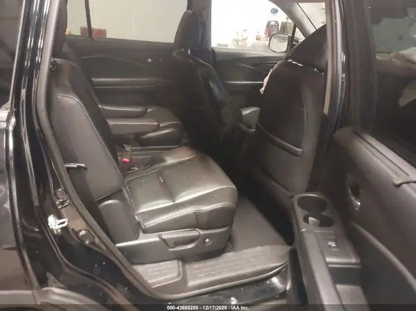 5FNYF6H05KB042998 2019 HONDA PILOT - Image 8