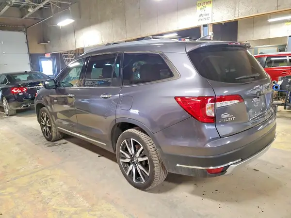 5FNYF6H05MB088821 2021 HONDA PILOT - Image 2
