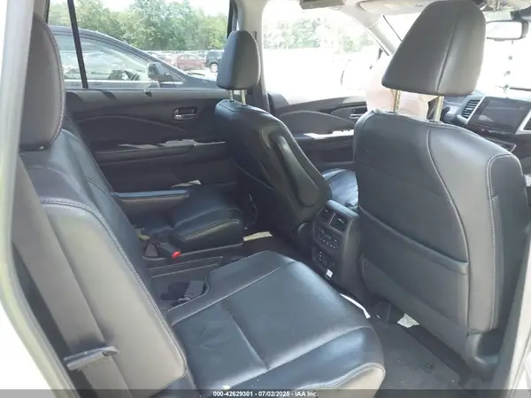 5FNYF6H06GB041656 2016 HONDA PILOT - Image 8