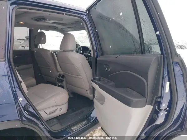 5FNYF6H06GB053967 2016 HONDA PILOT - Image 8