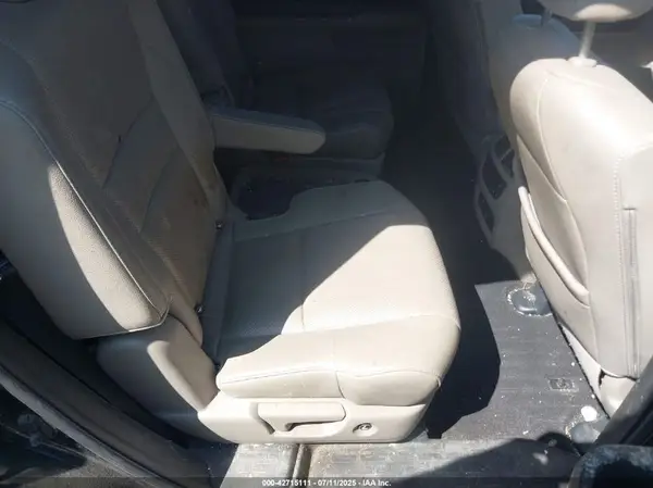 5FNYF6H06HB015950 2017 HONDA PILOT - Image 8