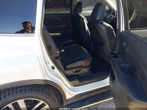 5FNYF6H06HB031243 2017 HONDA PILOT - Image 8
