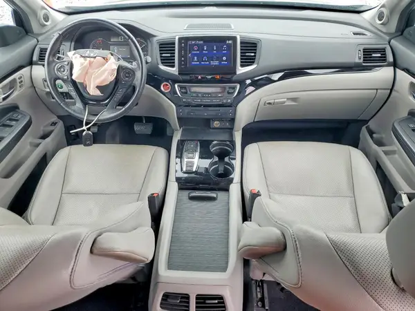 5FNYF6H06HB032067 2017 HONDA PILOT - Image 8