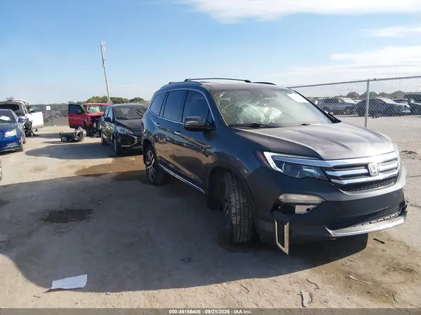 5FNYF6H06HB036037 2017 HONDA PILOT - Image 1
