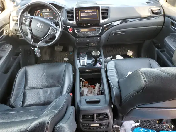 5FNYF6H06HB054876 2017 HONDA PILOT - Image 8
