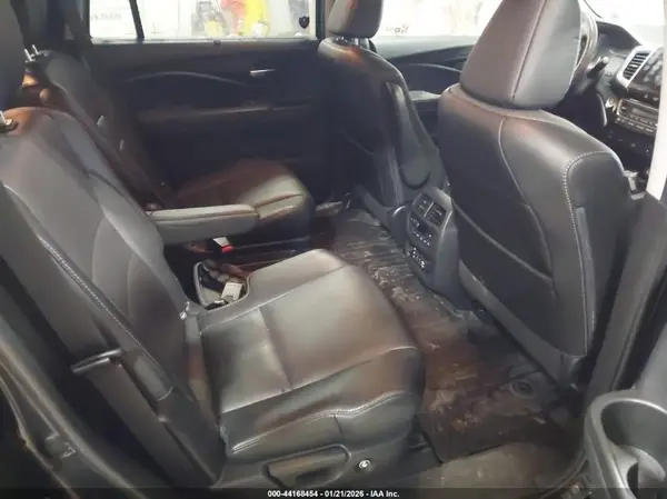 5FNYF6H06HB087246 2017 HONDA PILOT - Image 8