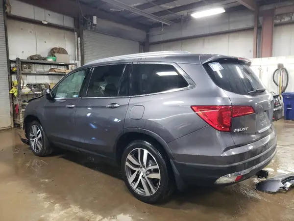 5FNYF6H06HB099171 2017 HONDA PILOT - Image 2