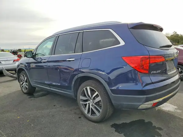 5FNYF6H06HB104742 2017 HONDA PILOT - Image 2