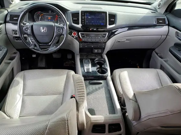 5FNYF6H06HB104742 2017 HONDA PILOT - Image 8