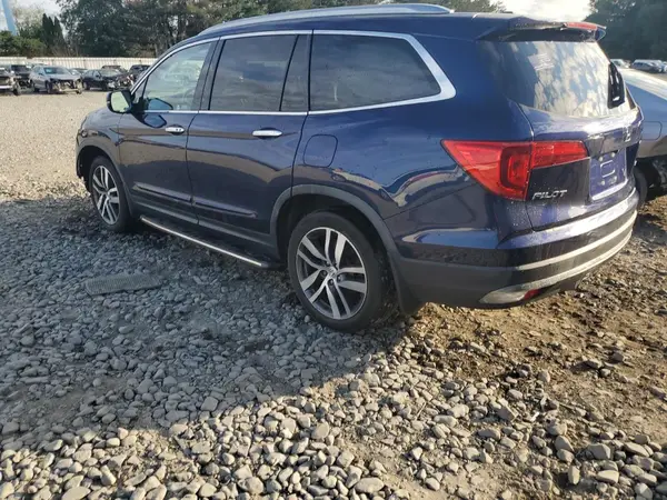 5FNYF6H06JB011290 2018 HONDA PILOT - Image 2
