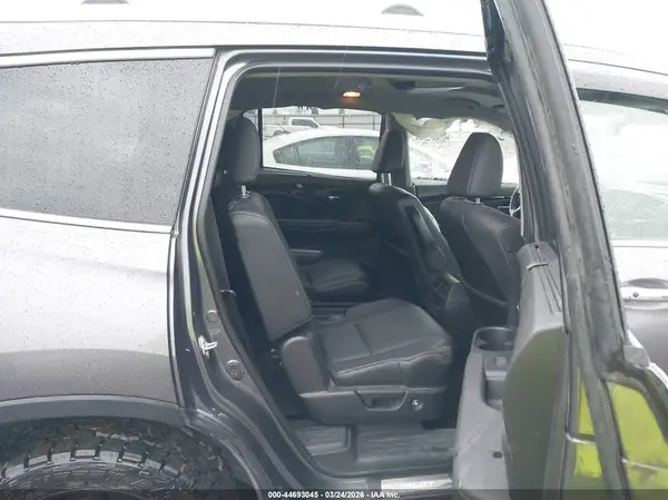 5FNYF6H06KB001747 2019 HONDA PILOT - Image 8