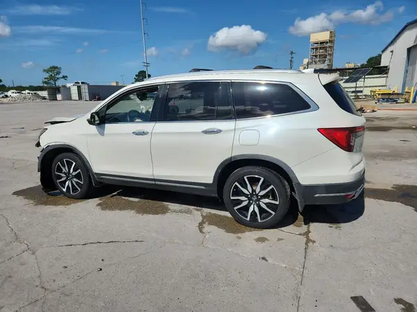 5FNYF6H06KB019732 2019 HONDA PILOT - Image 2