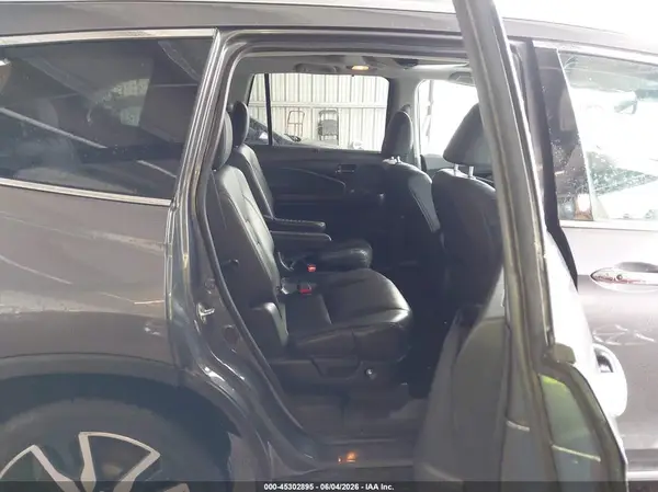 5FNYF6H06KB069062 2019 HONDA PILOT - Image 8