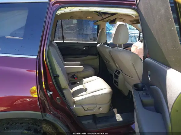 5FNYF6H06KB092857 2019 HONDA PILOT - Image 8