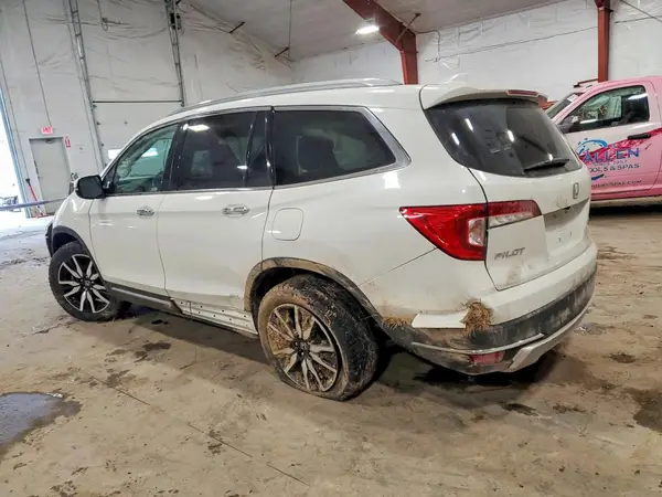 5FNYF6H06MB040776 2021 HONDA PILOT - Image 2