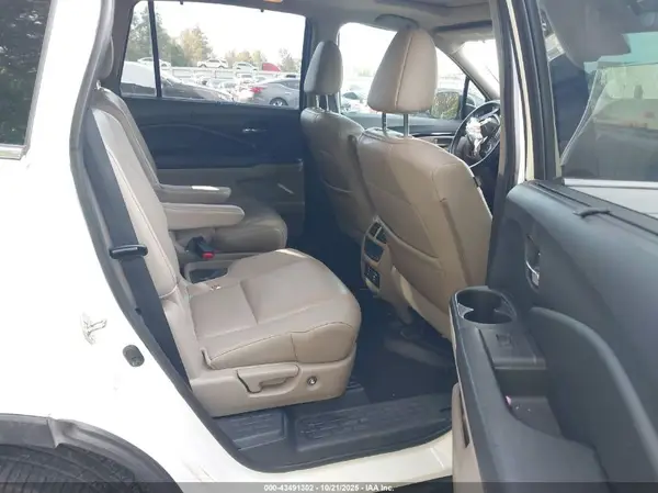 5FNYF6H07GB095421 2016 HONDA PILOT - Image 8