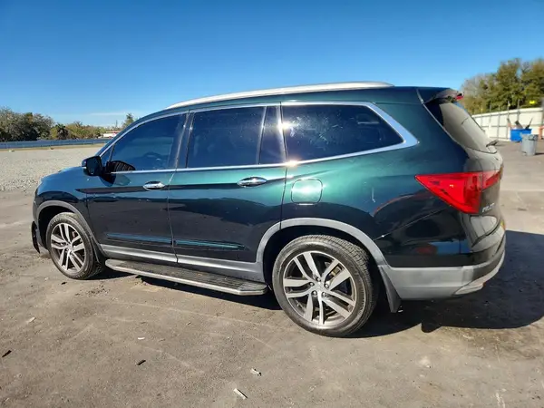 5FNYF6H07HB000812 2017 HONDA PILOT - Image 2