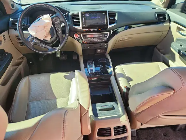 5FNYF6H07HB000812 2017 HONDA PILOT - Image 8