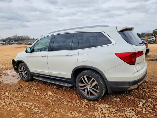 5FNYF6H07HB016623 2017 HONDA PILOT - Image 2
