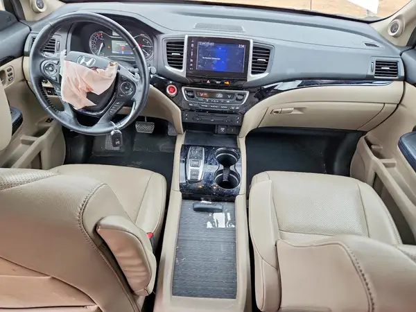 5FNYF6H07HB016623 2017 HONDA PILOT - Image 8