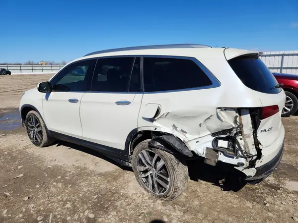 5FNYF6H07HB037973 2017 HONDA PILOT - Image 2