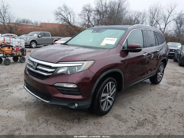 5FNYF6H07HB056412 2017 HONDA PILOT - Image 2