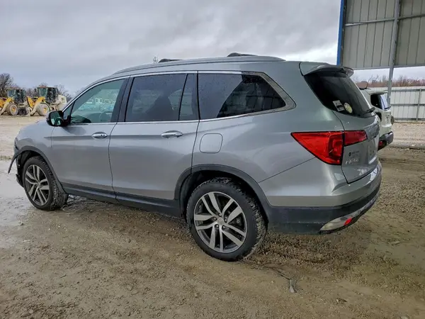 5FNYF6H07HB056524 2017 HONDA PILOT - Image 2