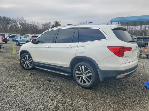 5FNYF6H07HB070407 2017 HONDA PILOT - Image 2
