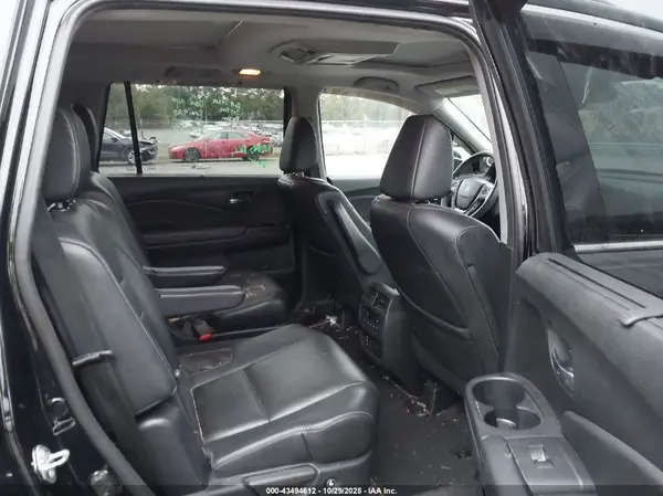 5FNYF6H07HB075526 2017 HONDA PILOT - Image 8