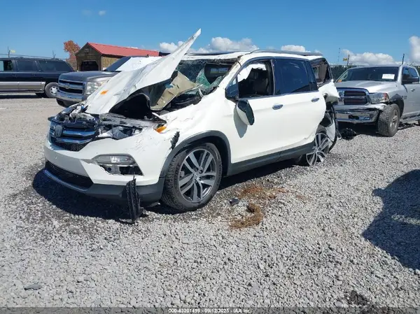 5FNYF6H07HB096053 2017 HONDA PILOT - Image 2