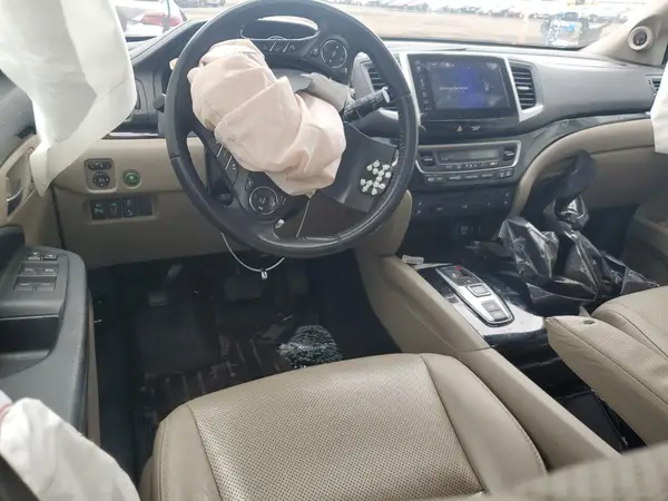 5FNYF6H07HB100022 2017 HONDA PILOT - Image 8