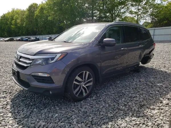 5FNYF6H07JB008821 2018 HONDA PILOT - Image 1