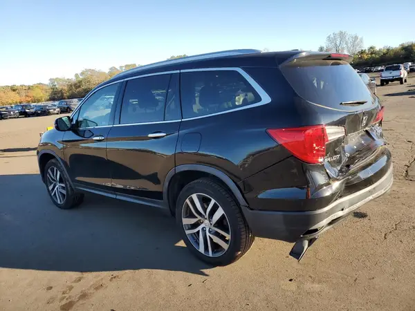 5FNYF6H07JB031032 2018 HONDA PILOT - Image 2