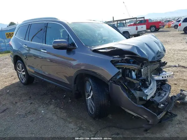 5FNYF6H07JB045755 2018 HONDA PILOT - Image 1