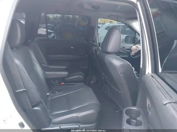 5FNYF6H07KB000106 2019 HONDA PILOT - Image 8