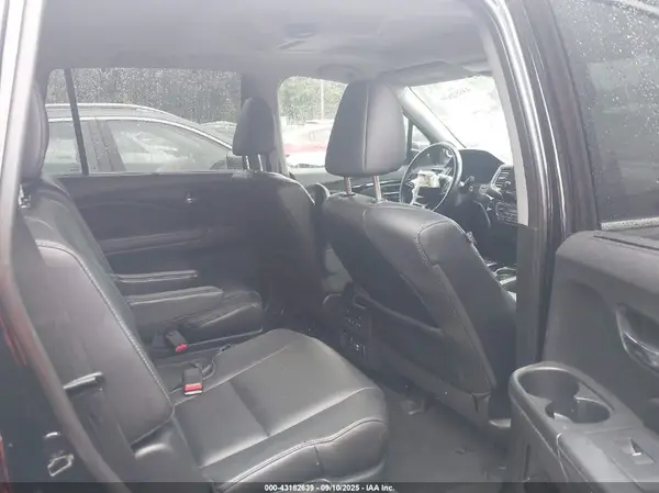 5FNYF6H07KB005578 2019 HONDA PILOT - Image 8