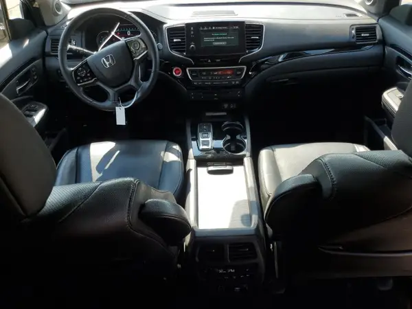 5FNYF6H07KB056725 2019 HONDA PILOT - Image 8