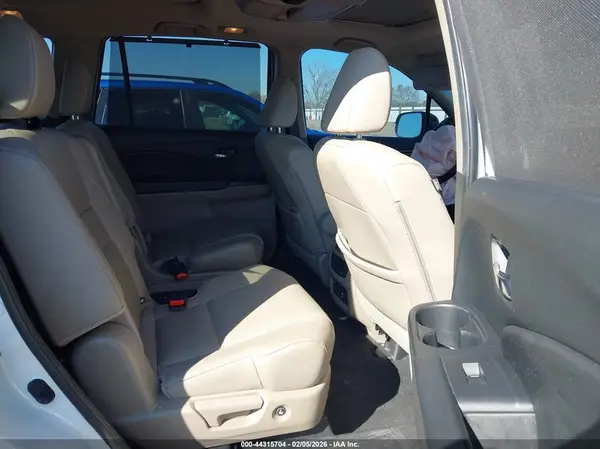 5FNYF6H07LB058749 2020 HONDA PILOT - Image 8