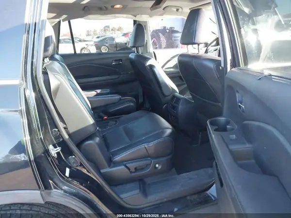 5FNYF6H08GB032683 2016 HONDA PILOT - Image 8